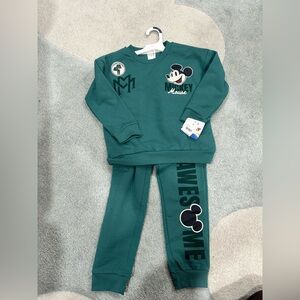 Toddler boy Mickey Mouse sweat outfit 5T NWT